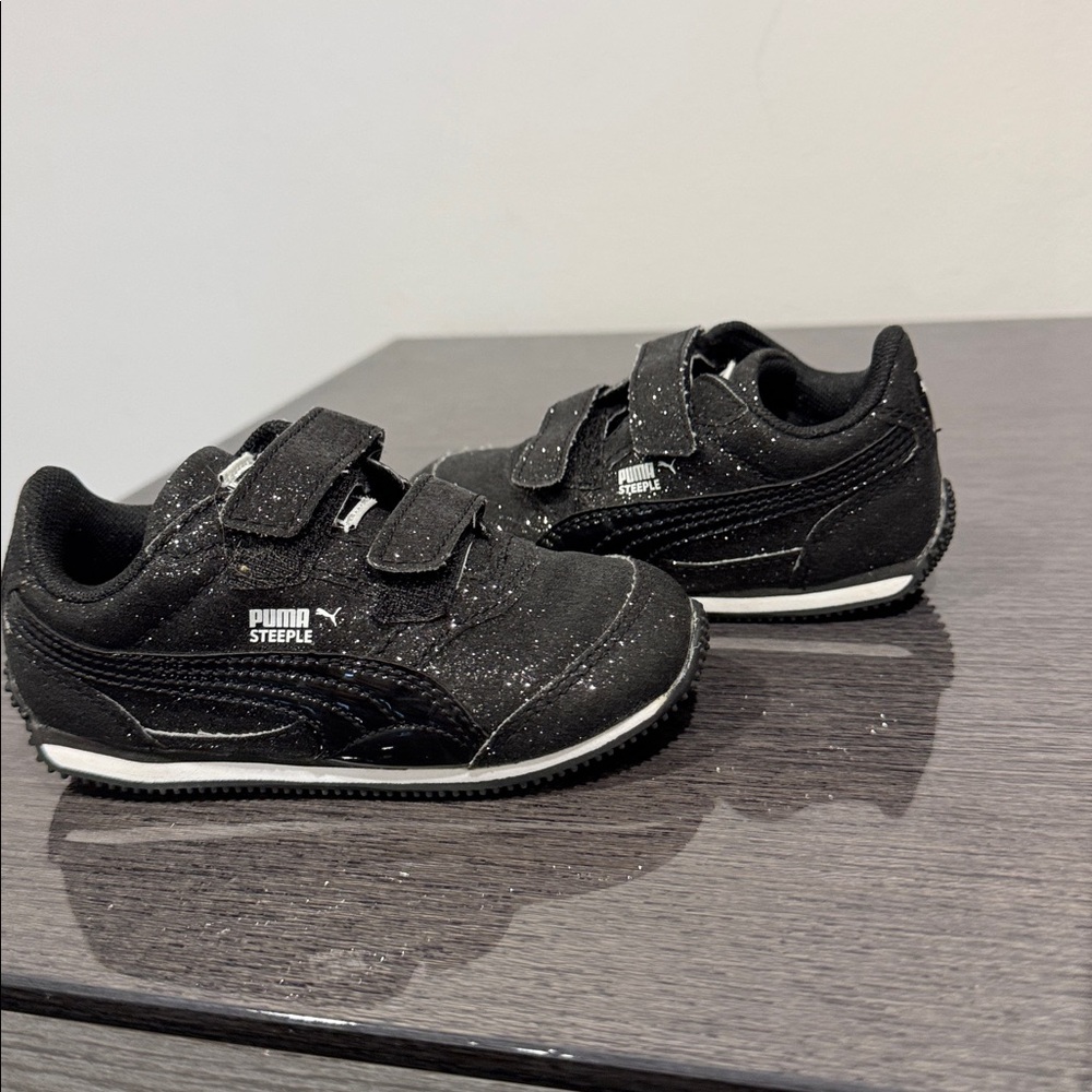 Puma Kids Glittery Black Sneakers size 5